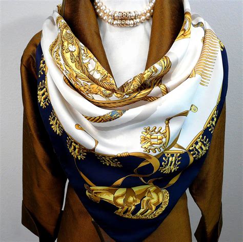 hermes scarf classic